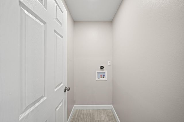 2201 Fountain View Drive 25, Houston, TX 77057