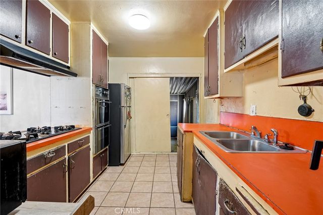 214 E Tichenor, Compton, CA 90220