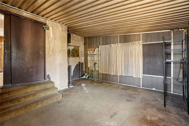 214 E Tichenor, Compton, CA 90220