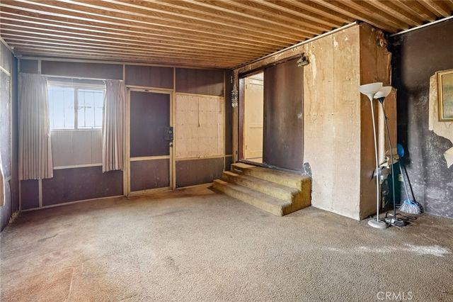 214 E Tichenor, Compton, CA 90220