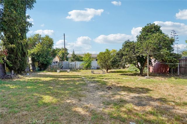 214 E Tichenor, Compton, CA 90220