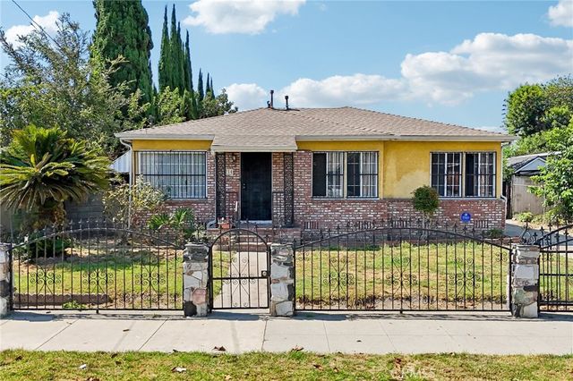 214 E Tichenor, Compton, CA 90220