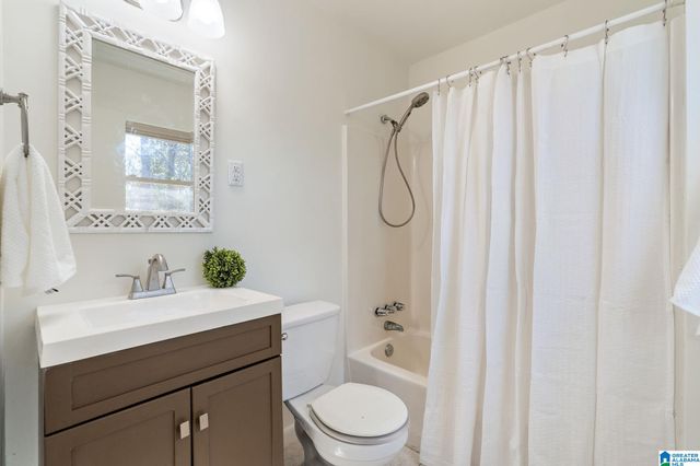 2904 DWAINE AVENUE, Hueytown, AL 35023