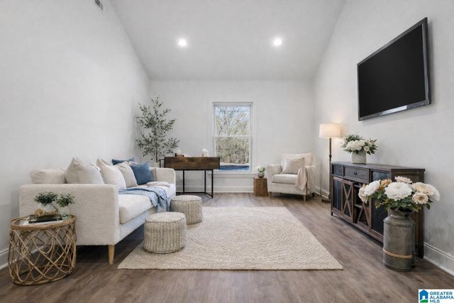 2904 DWAINE AVENUE, Hueytown, AL 35023