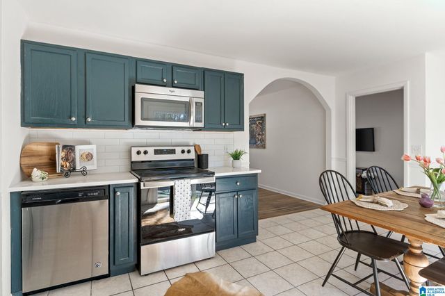 2904 DWAINE AVENUE, Hueytown, AL 35023