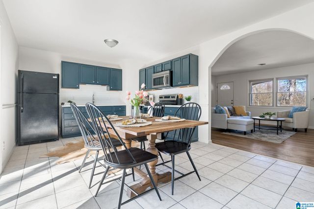 2904 DWAINE AVENUE, Hueytown, AL 35023