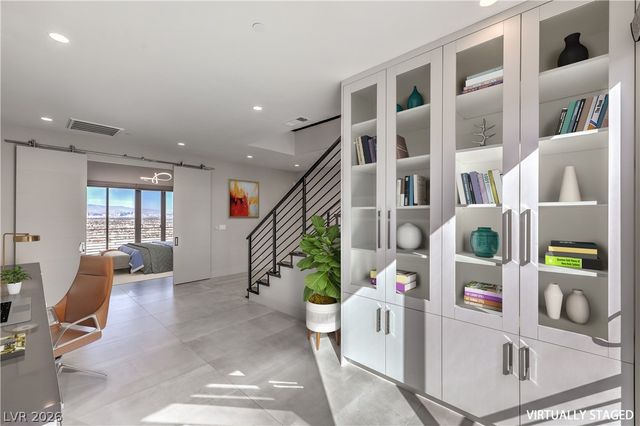 422 Tranquil Peak Court, Henderson, NV 89012