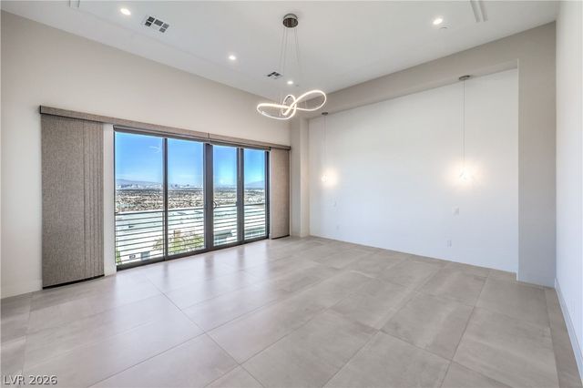 422 Tranquil Peak Court, Henderson, NV 89012