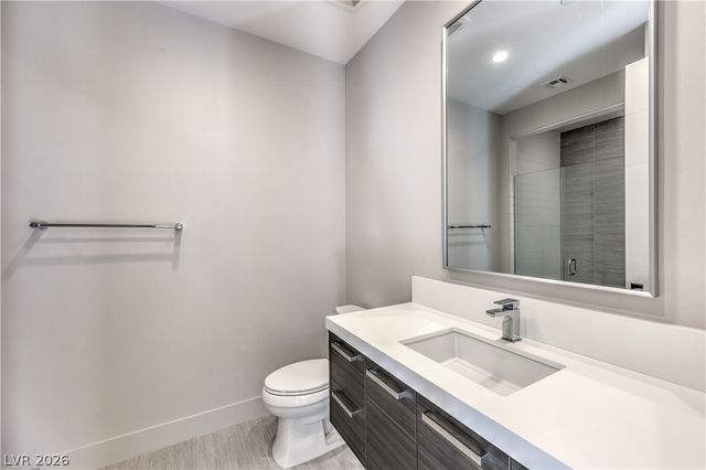 422 Tranquil Peak Court, Henderson, NV 89012