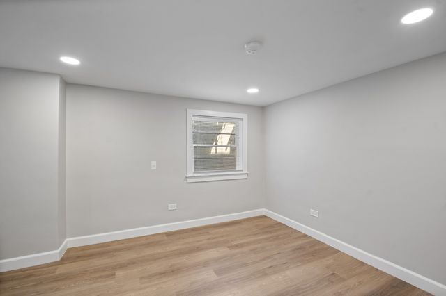 3751 N Clifton Avenue CH-1, Chicago, IL 60613