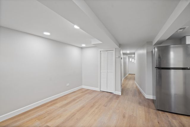 3751 N Clifton Avenue CH-1, Chicago, IL 60613