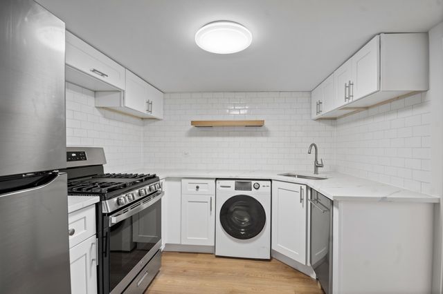 3751 N Clifton Avenue CH-1, Chicago, IL 60613