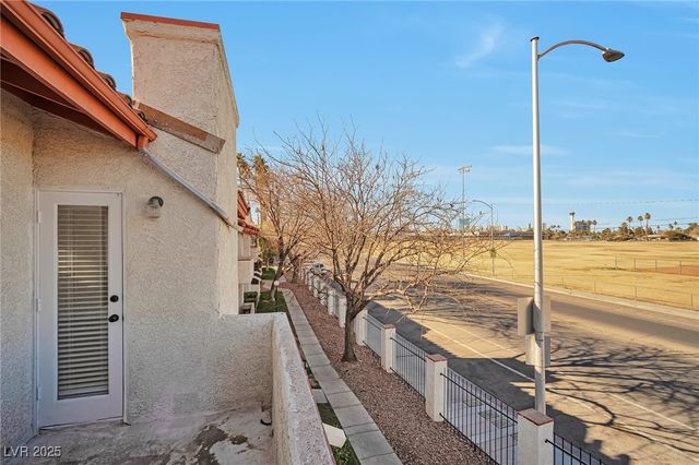 1701 East Katie Avenue 10, Las Vegas, NV 89119