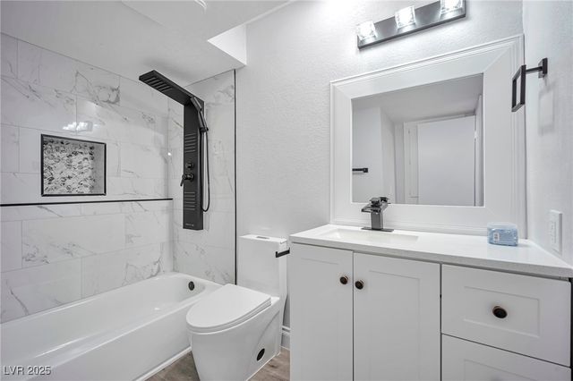 1701 East Katie Avenue 10, Las Vegas, NV 89119