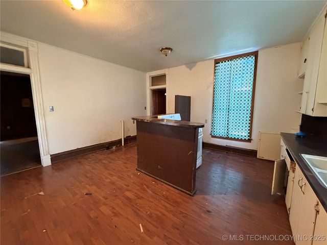 921 E Church Street, Wagoner, OK 74467