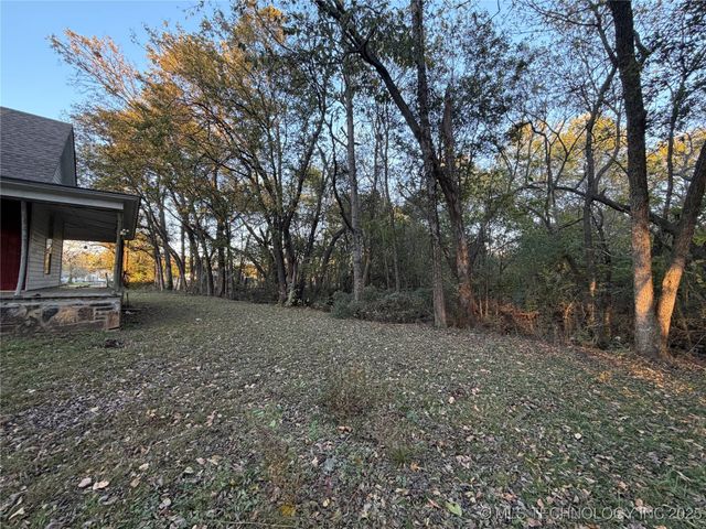 921 E Church Street, Wagoner, OK 74467