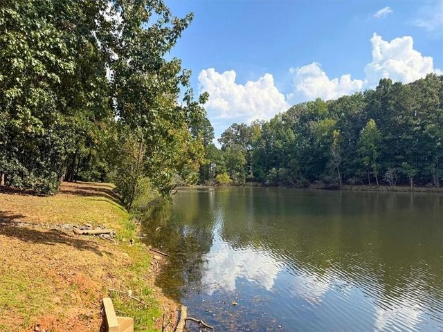1415 Sutters Pond Drive NW, Kennesaw, GA 30152