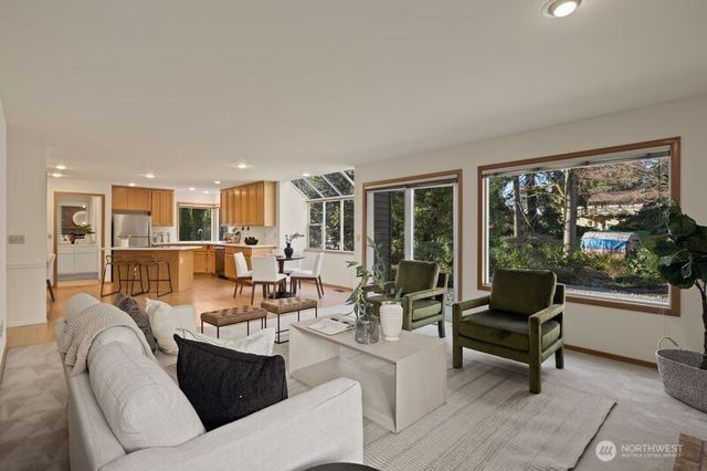 14610 SE 184th Place, Renton, WA 98058