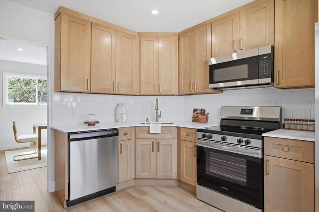 1551 FITZWATERTOWN RD, Willow Grove, PA 19090