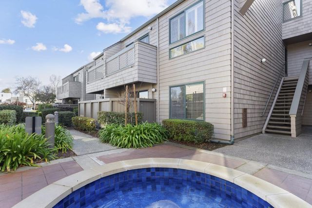 29 Cove Lane, Redwood Shores, CA 94065