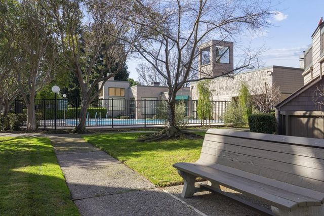 29 Cove Lane, Redwood Shores, CA 94065