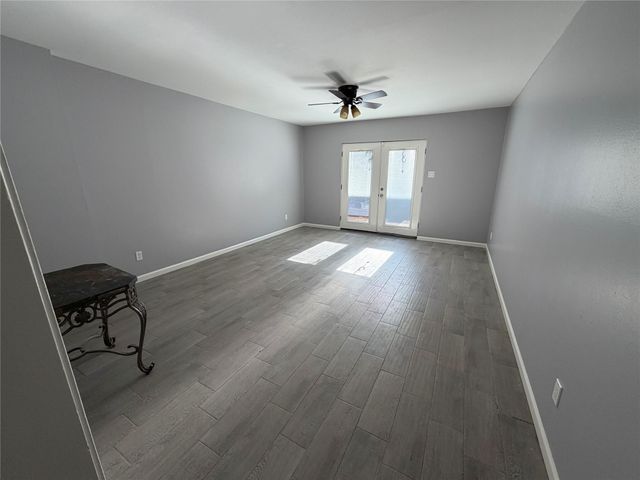 5212 Arboles Drive A, Houston, TX 77035