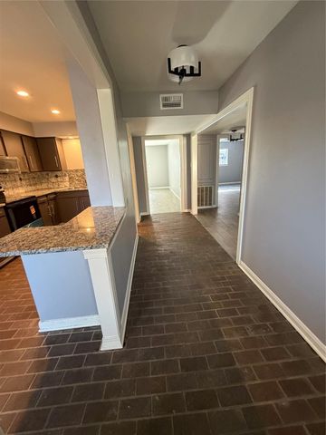 5212 Arboles Drive A, Houston, TX 77035