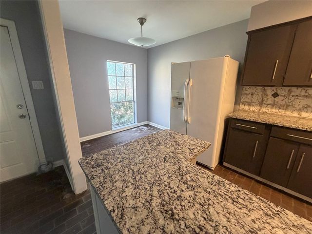 5212 Arboles Drive A, Houston, TX 77035