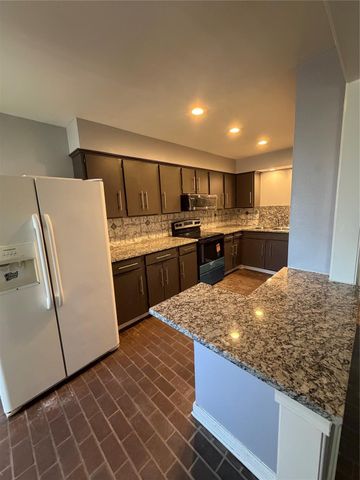 5212 Arboles Drive A, Houston, TX 77035