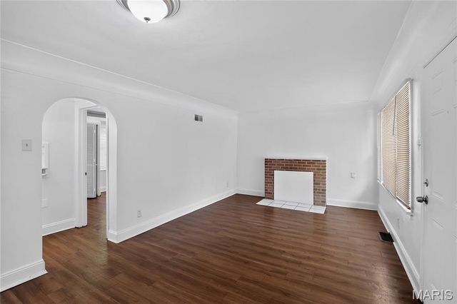 8934 Kathlyn Drive, St Louis, MO 63134