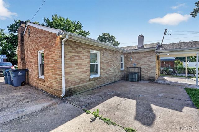 8934 Kathlyn Drive, St Louis, MO 63134