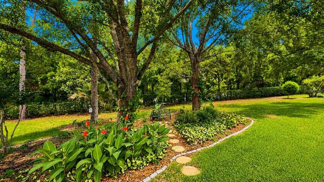 5556 LEGEND HILLS LANE, Spring Hill, FL 34609
