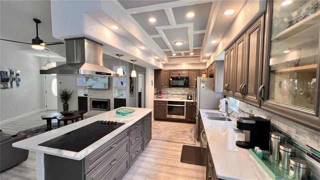 5556 LEGEND HILLS LANE, Spring Hill, FL 34609