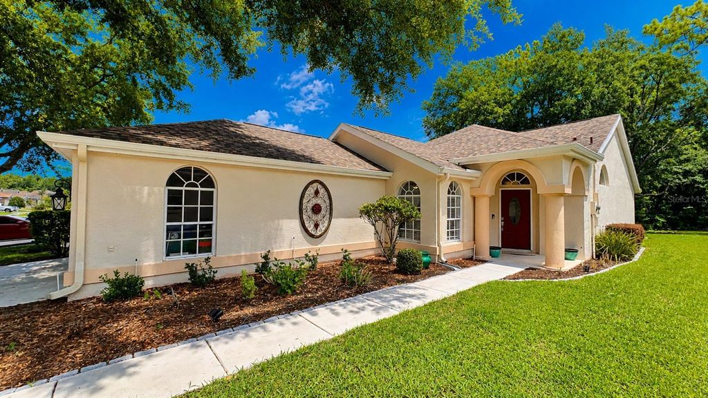 5556 LEGEND HILLS LANE, Spring Hill, FL 34609