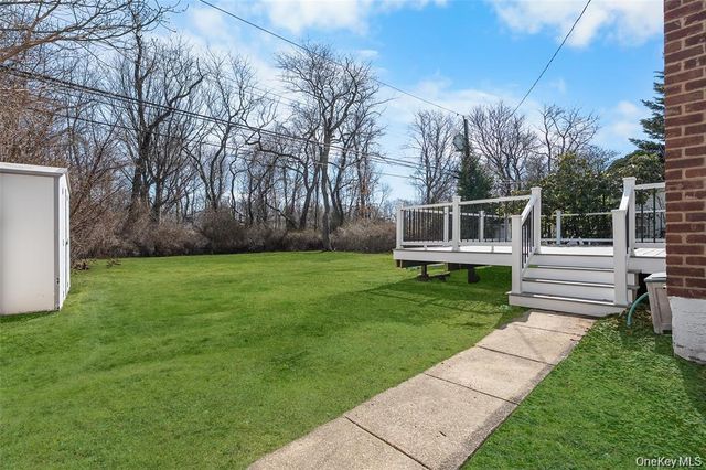 53 Elizabeth Drive, Bethpage, NY 11714