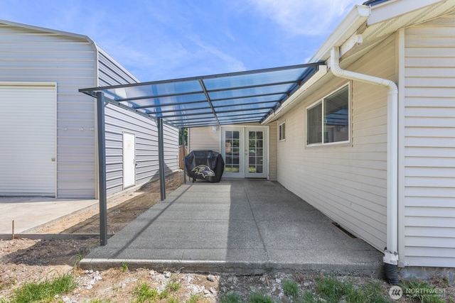 2406 64th Avenue NE, Tacoma, WA 98422