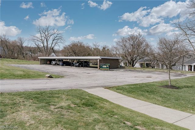 10790 Ravenna Road 201, Twinsburg, OH 44087