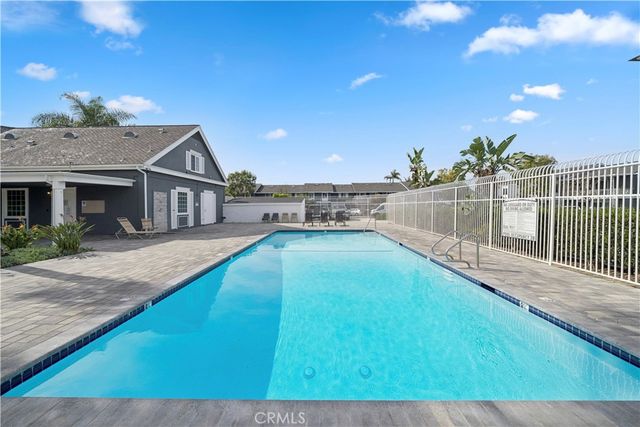 2414 Niagara, Costa Mesa, CA 92626