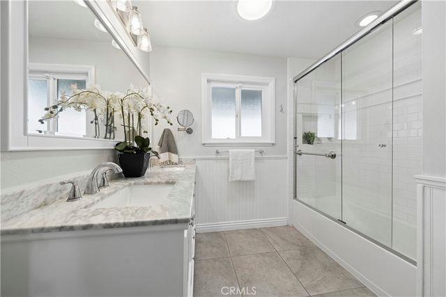 2414 Niagara, Costa Mesa, CA 92626