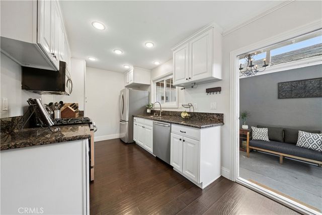 2414 Niagara, Costa Mesa, CA 92626