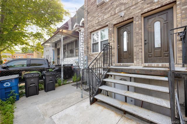 164-15 104th Road, Jamaica, NY 11433