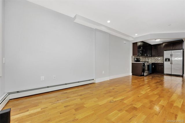 164-15 104th Road, Jamaica, NY 11433