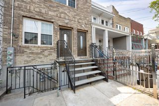 164-15 104th Road, Jamaica, NY 11433