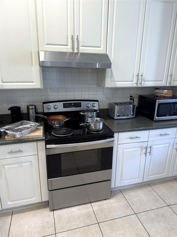 14 WOODFIELD DRIVE, Palm Coast, FL 32164