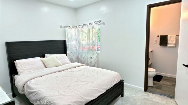 18114 Schoenborn, Northridge, CA 91325