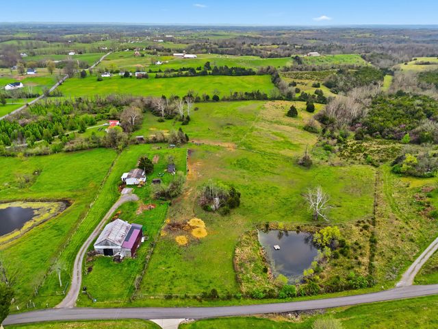 140 Parsons Lane, Harrodsburg, KY 40330
