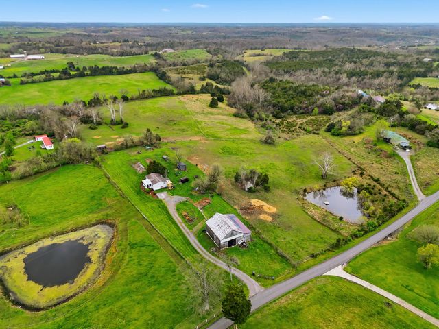 140 Parsons Lane, Harrodsburg, KY 40330