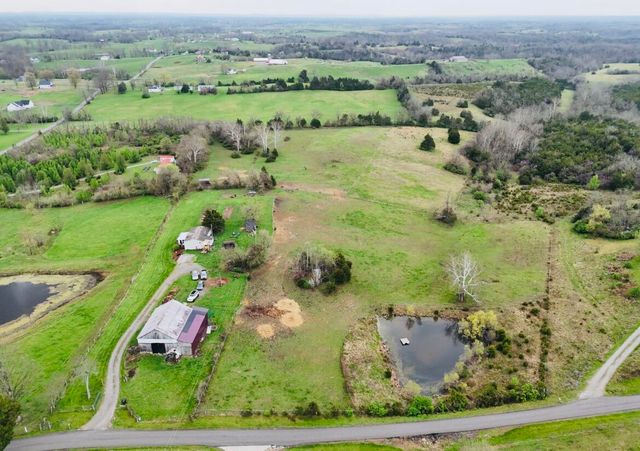 140 Parsons Lane, Harrodsburg, KY 40330