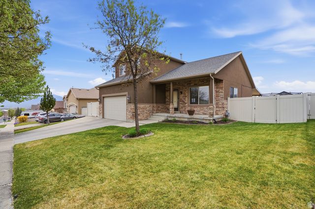 5743 W LUGANO DR, West Jordan, UT 84081