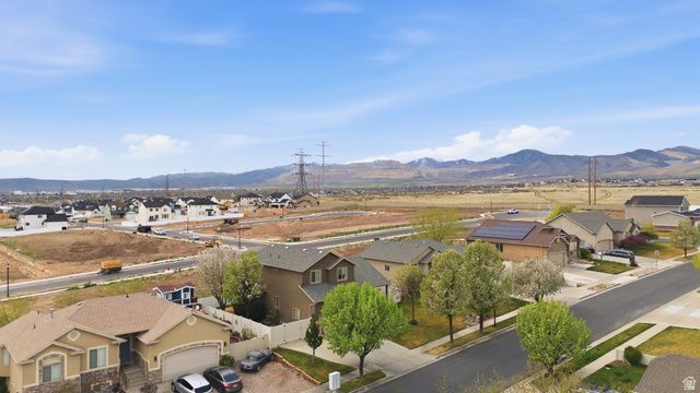 5743 W LUGANO DR, West Jordan, UT 84081